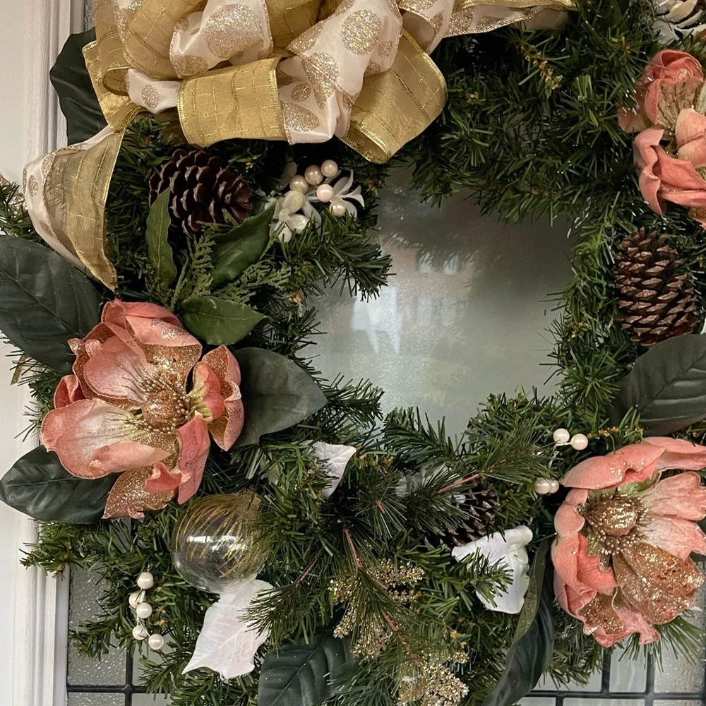 **NWT Elegant Coral Pink & Gold Magnolia Flower Winter/ Holiday Wreath